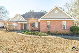 158 Holly Pointe, Warner Robins, GA 31088