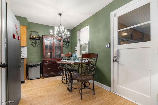 210 Davenport Avenue, Akron, OH 44312