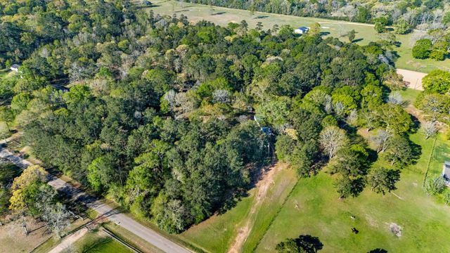 8441 Adcock Acres Drive, Conroe, TX 77303