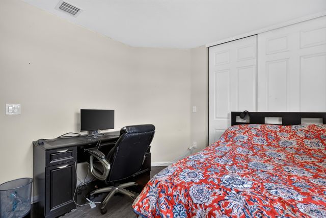 9080 Dupont Place, Wellington, FL 33414