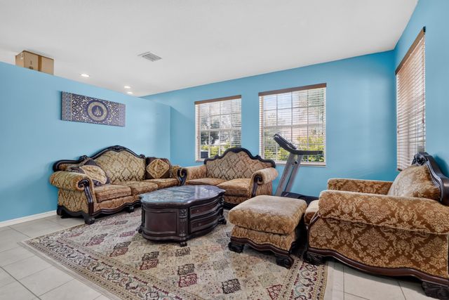 9080 Dupont Place, Wellington, FL 33414