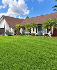 13271 SW 98th Street, Miami, FL 33186
