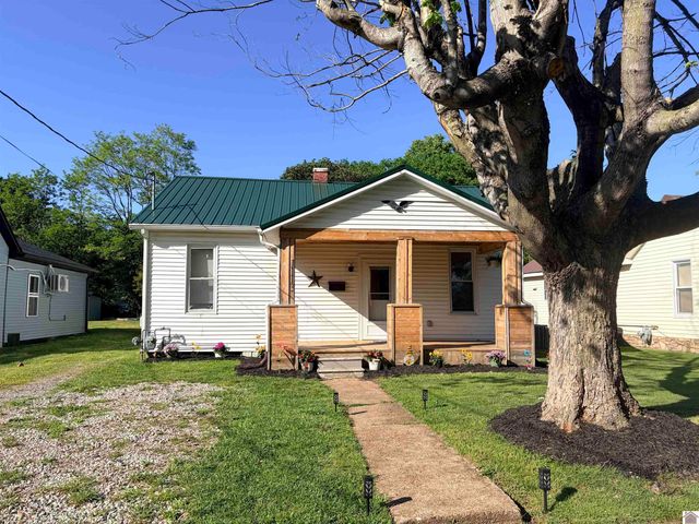 1113 Markham, Paducah, KY 42002