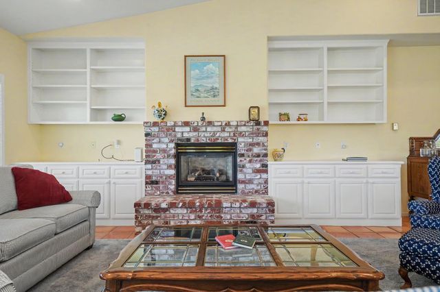 503 Baywood Ct, Valley Springs, CA 95252