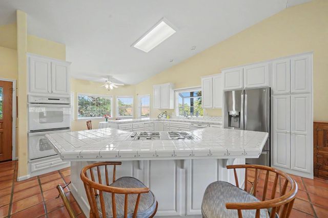 503 Baywood Ct, Valley Springs, CA 95252