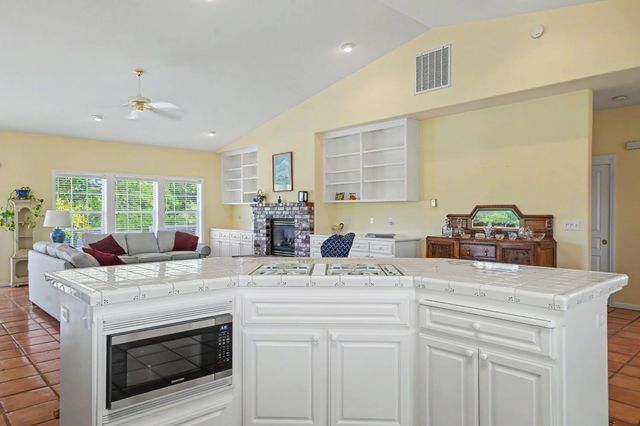 503 Baywood Ct, Valley Springs, CA 95252