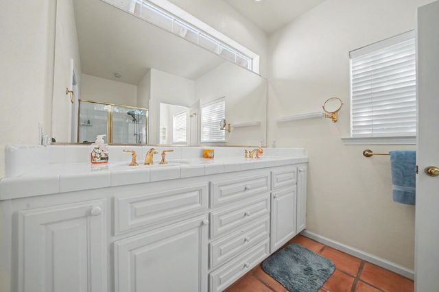 503 Baywood Ct, Valley Springs, CA 95252
