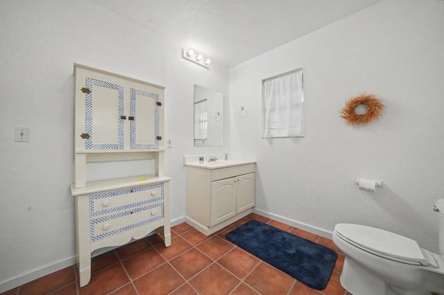 503 Baywood Ct, Valley Springs, CA 95252