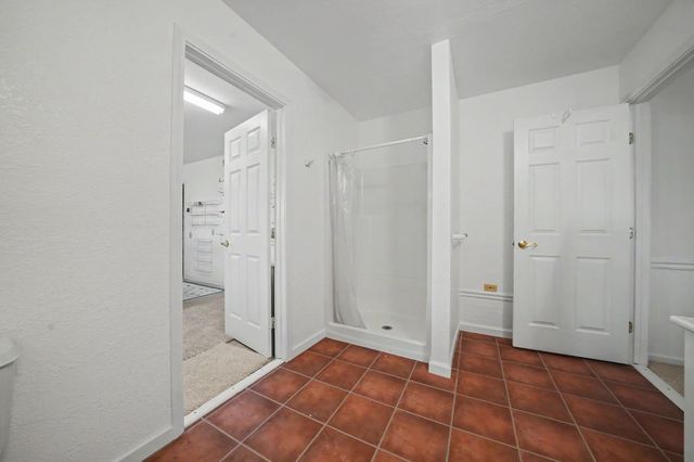 503 Baywood Ct, Valley Springs, CA 95252