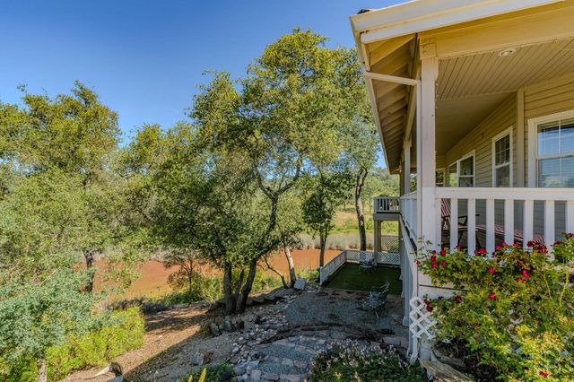 503 Baywood Ct, Valley Springs, CA 95252