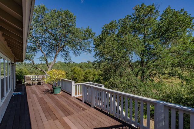 503 Baywood Ct, Valley Springs, CA 95252