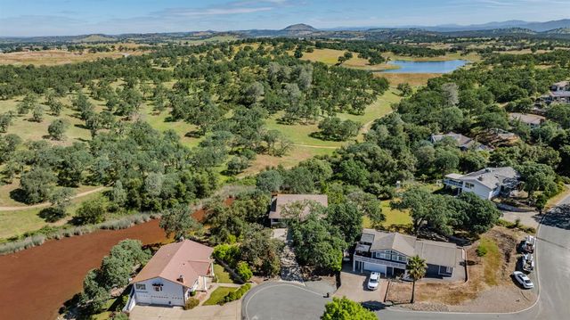 503 Baywood Ct, Valley Springs, CA 95252