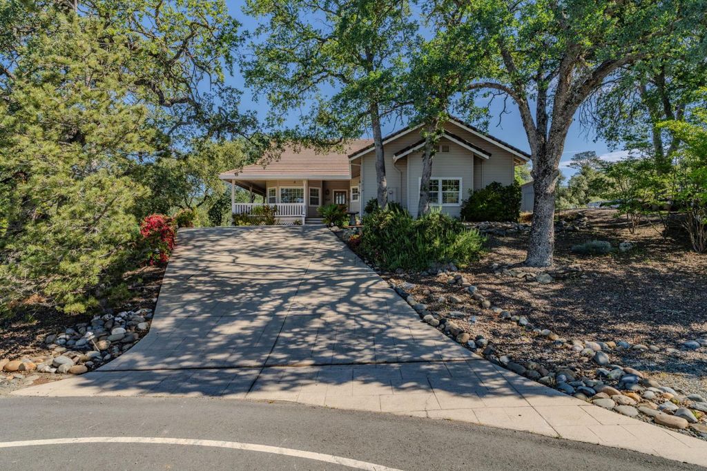 503 Baywood Ct, Valley Springs, CA 95252