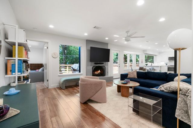 7404 Charlton DR, Austin, TX 78723