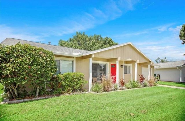 10526 LINGER LANE, Orlando, FL 32821
