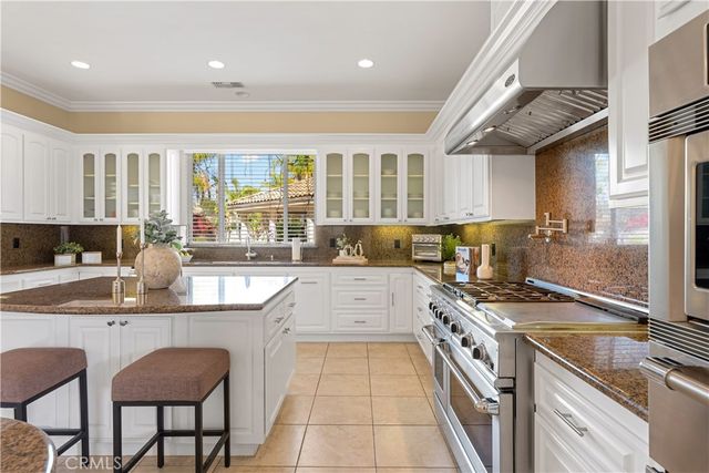 39780 Cushman Cir, Temecula, CA 92592