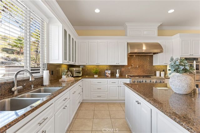 39780 Cushman Cir, Temecula, CA 92592