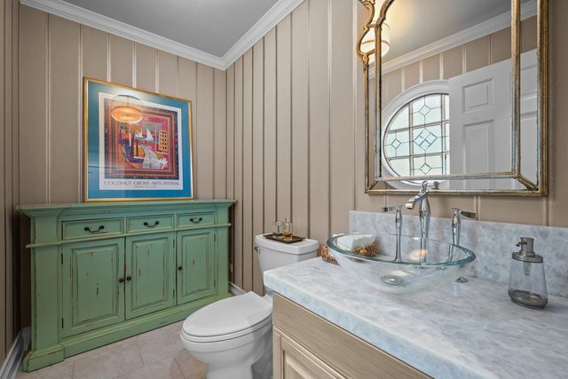 861 Gloucester Crossing, Lake Forest, IL 60045