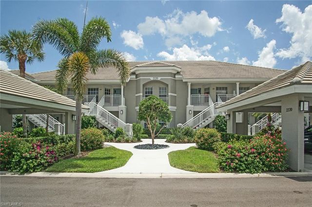 2220 Chesterbrook CT 204, Naples, FL 34109