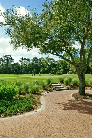 2220 Chesterbrook CT 204, Naples, FL 34109