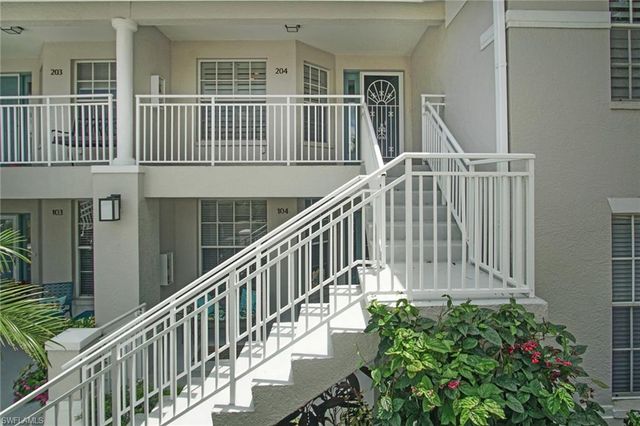 2220 Chesterbrook CT 204, Naples, FL 34109