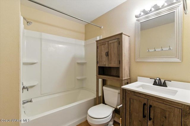 1941 N CHEHALIS ST, Post Falls, ID 83854