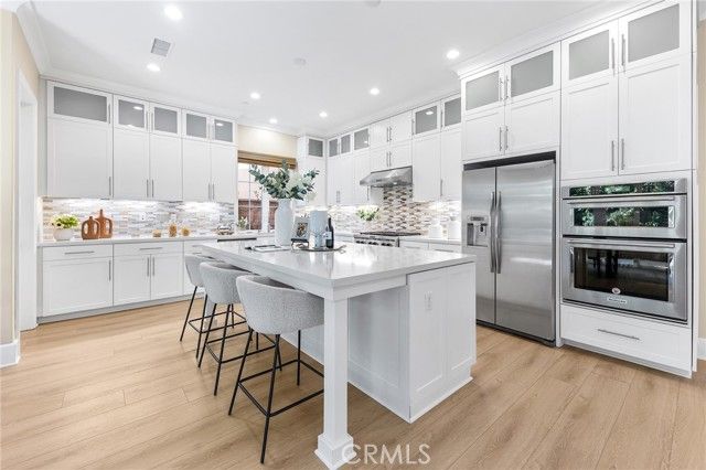 51 Thoroughbred, Irvine, CA 92602