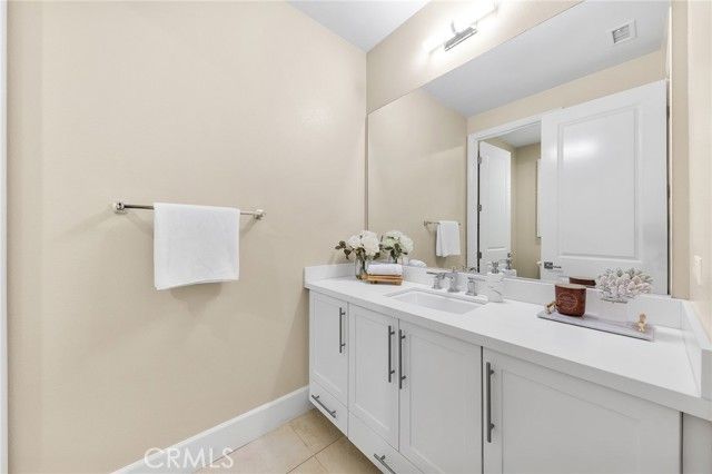 51 Thoroughbred, Irvine, CA 92602