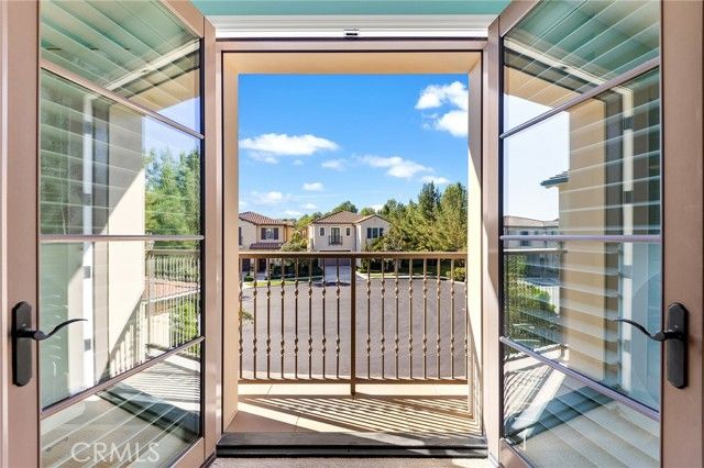 51 Thoroughbred, Irvine, CA 92602