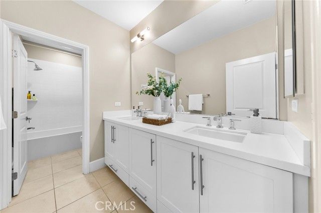 51 Thoroughbred, Irvine, CA 92602