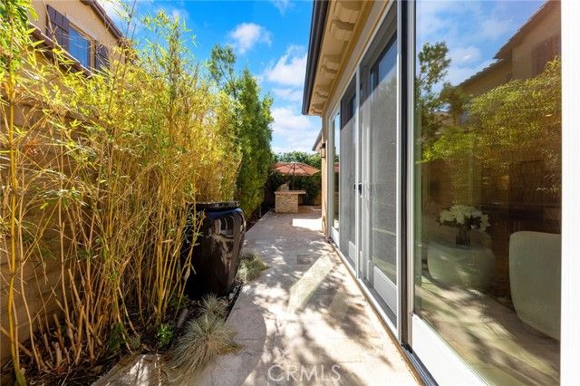 51 Thoroughbred, Irvine, CA 92602