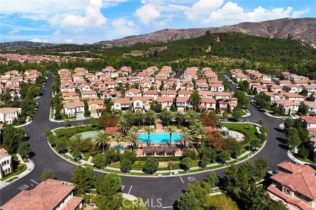 51 Thoroughbred, Irvine, CA 92602