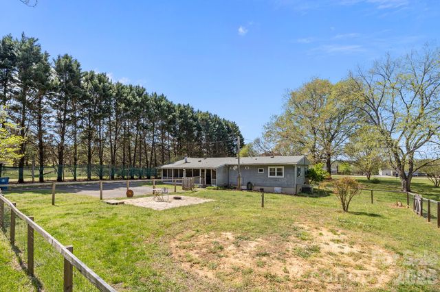 700 Patterson Farm Road, Mooresville, NC 28115