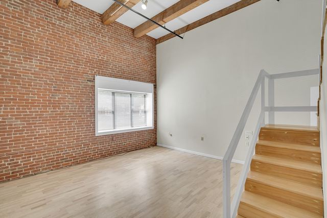 15 Sleeper 104, Boston, MA 02210