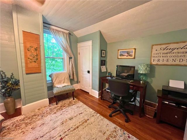 507 9th Street, North Wilkesboro, NC 28659
