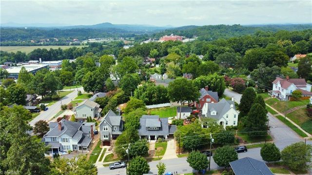507 9th Street, North Wilkesboro, NC 28659