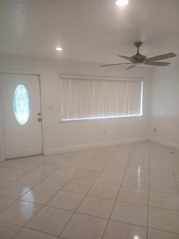 4289 S MARY Circle, Palm Beach Gardens, FL 33410