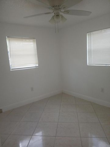 4289 S MARY Circle, Palm Beach Gardens, FL 33410