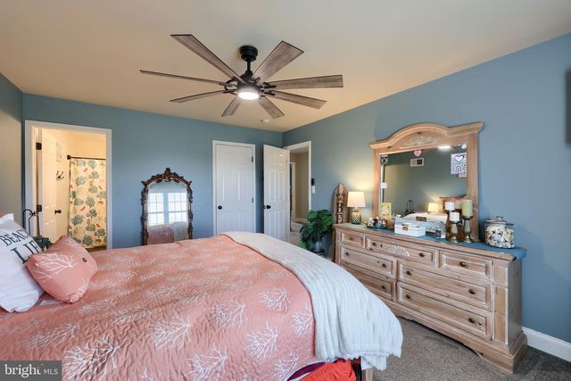 745 THOMAS ARMOR DR, Windsor, PA 17366