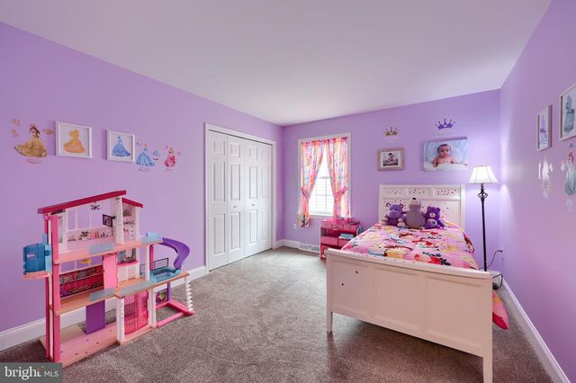 745 THOMAS ARMOR DR, Windsor, PA 17366