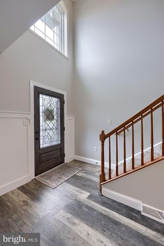 745 THOMAS ARMOR DR, Windsor, PA 17366