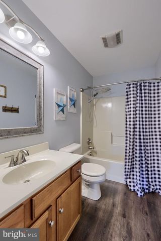 745 THOMAS ARMOR DR, Windsor, PA 17366
