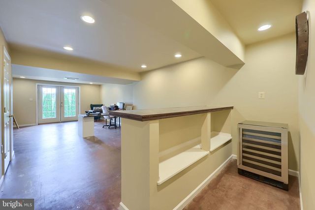 745 THOMAS ARMOR DR, Windsor, PA 17366