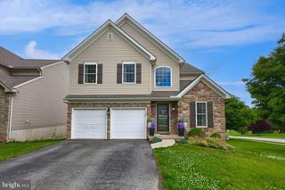 745 THOMAS ARMOR DR, Windsor, PA 17366