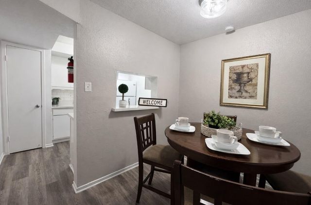 1541 Moritz Drive 107, Houston, TX 77055