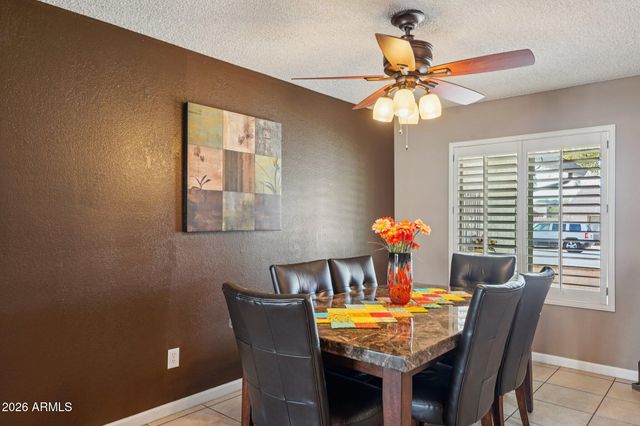 1810 E HARMONT Drive, Phoenix, AZ 85020