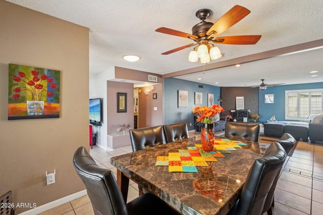 1810 E HARMONT Drive, Phoenix, AZ 85020