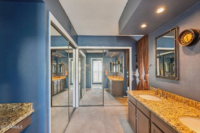 1810 E HARMONT Drive, Phoenix, AZ 85020