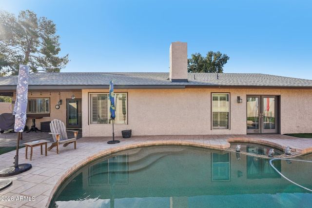 1810 E HARMONT Drive, Phoenix, AZ 85020