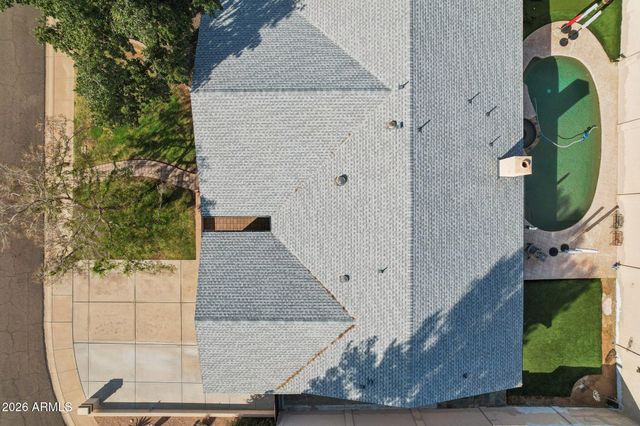 1810 E HARMONT Drive, Phoenix, AZ 85020